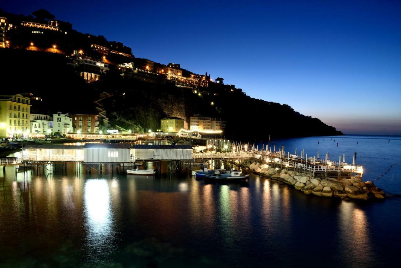 Profumo Di Mare Apartment Marina Grande Sorrento Dış mekan fotoğraf